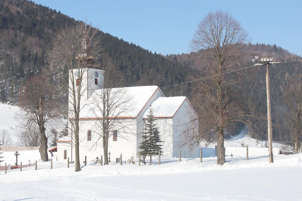 Penzion Javorina Čičmany Kültér fotó